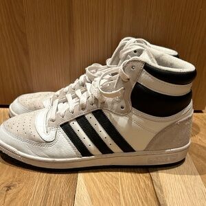 Adidas Men's Classic White and Black Sneakers